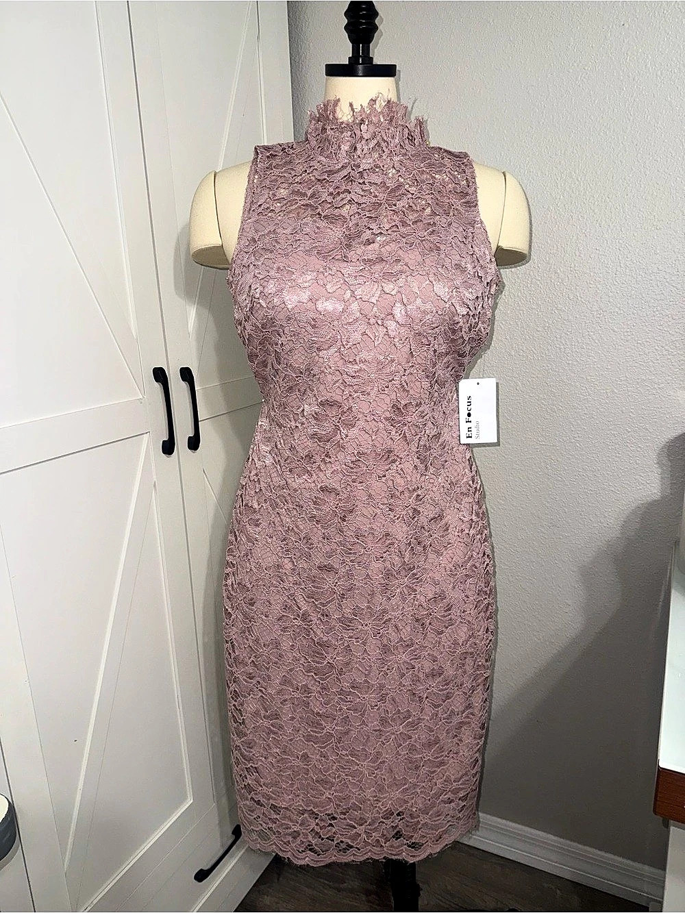 En Focus Studio Flower Lace Dress Midi Pink Size 8 NWT